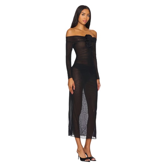 Heliosa Maxi Dress by Mattel Coronel - Picture 2 of 5